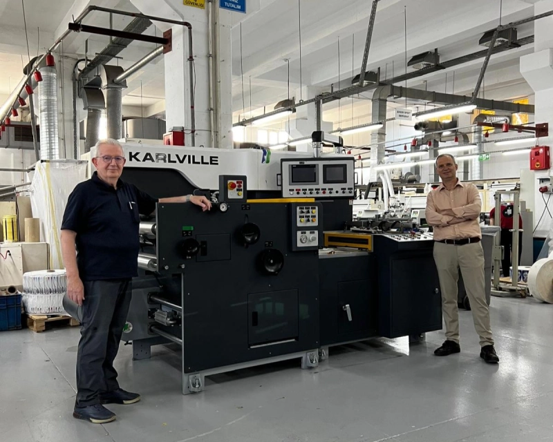 Doğa Barkod Etiket, Carville K2 Plus Seaming Makinesi Yatırımı ile Üretim Gücünü Artırdı